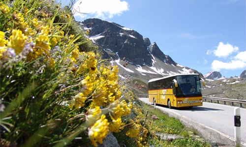 Postbus in mountains